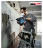 Imagen 2 Rotomartillo Bosch GBH 185 LI perforando en concreto equipmaster